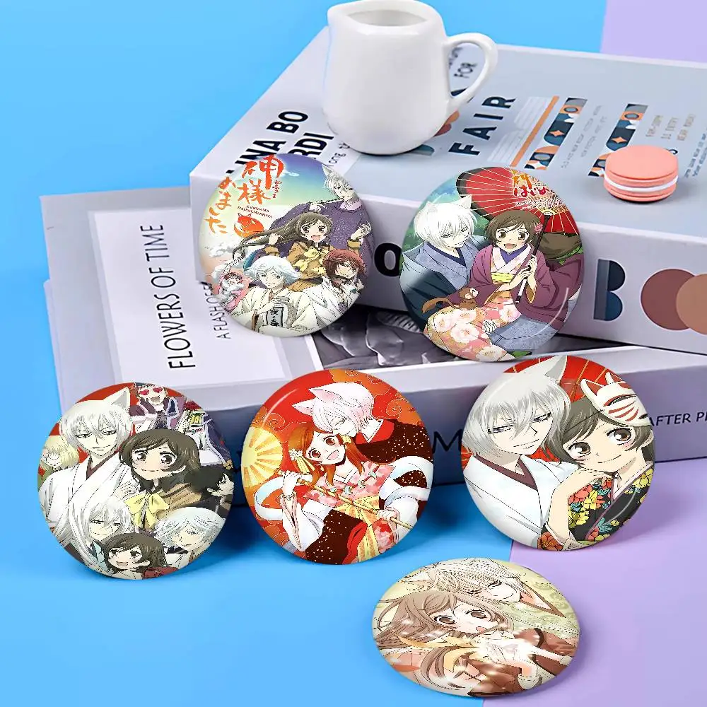 Kamisama Kiss Love 58mm Cute Anime Figure Icon Badge Handmade Tinplate Brooch for Backpack Clothes Chest Ornament Gifts
