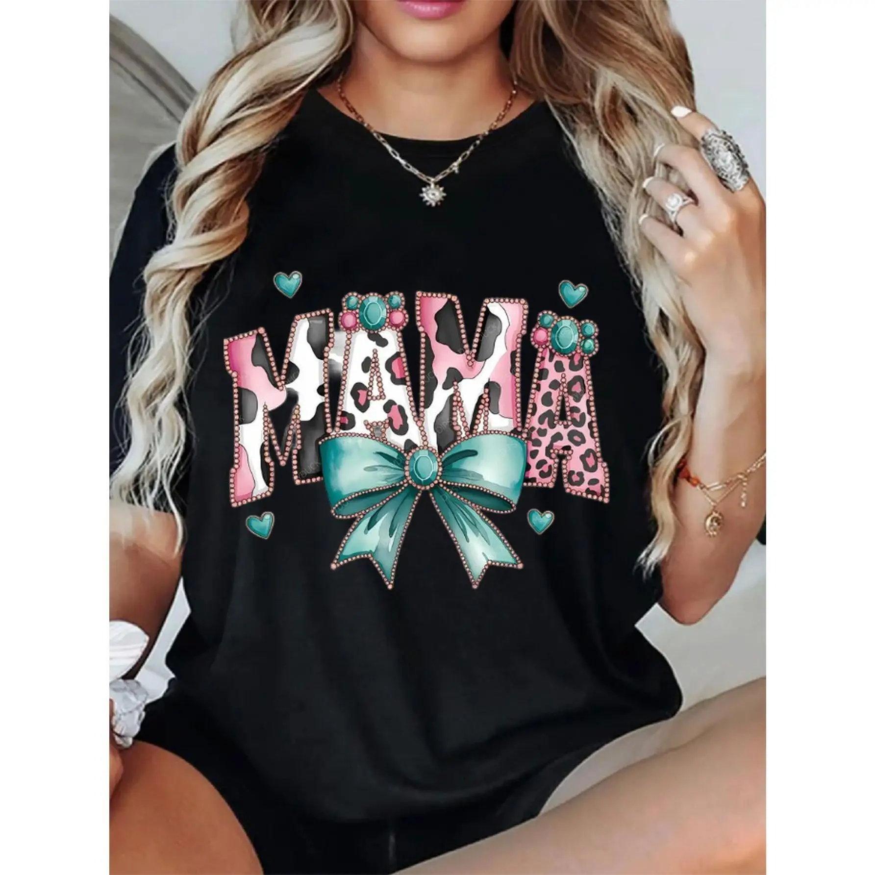 

Women's Mama Design with Hearts, Bows & Leopard Pattern Tops Fashion Graphic Tees Short Sleeve Casual Fashion T Shirts