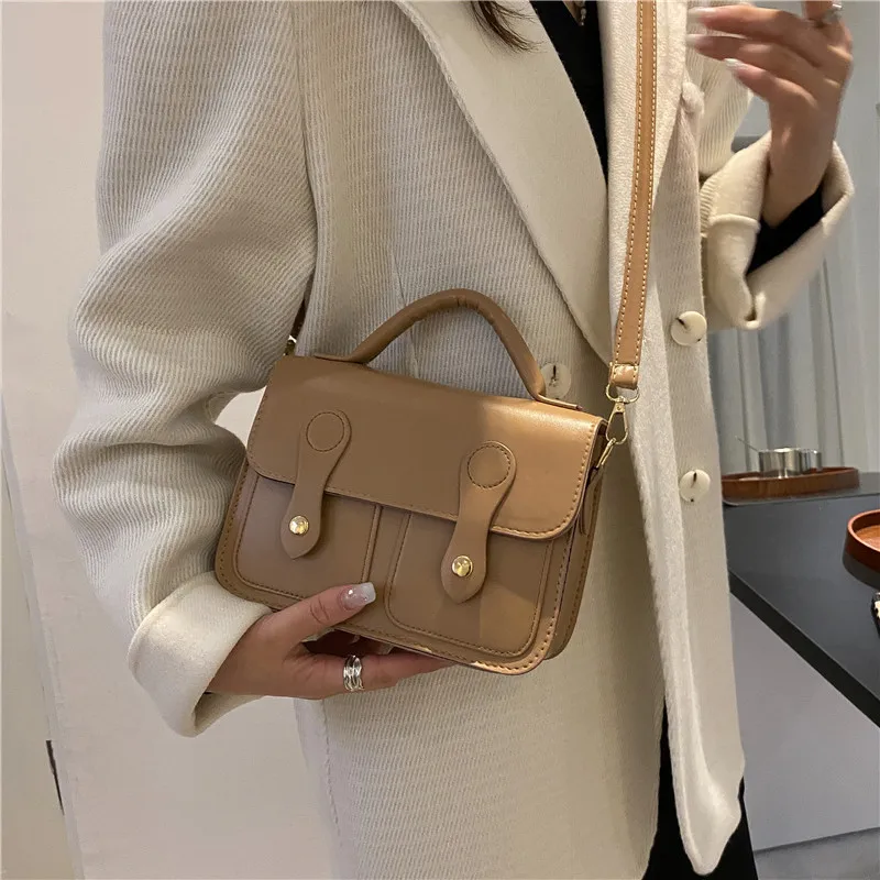 2022 New Trendy Fashion Small Square Bag Female Bag Retro Casual One-Shoulder Messenger Bag Autumn Winter Portable Messenger Bag