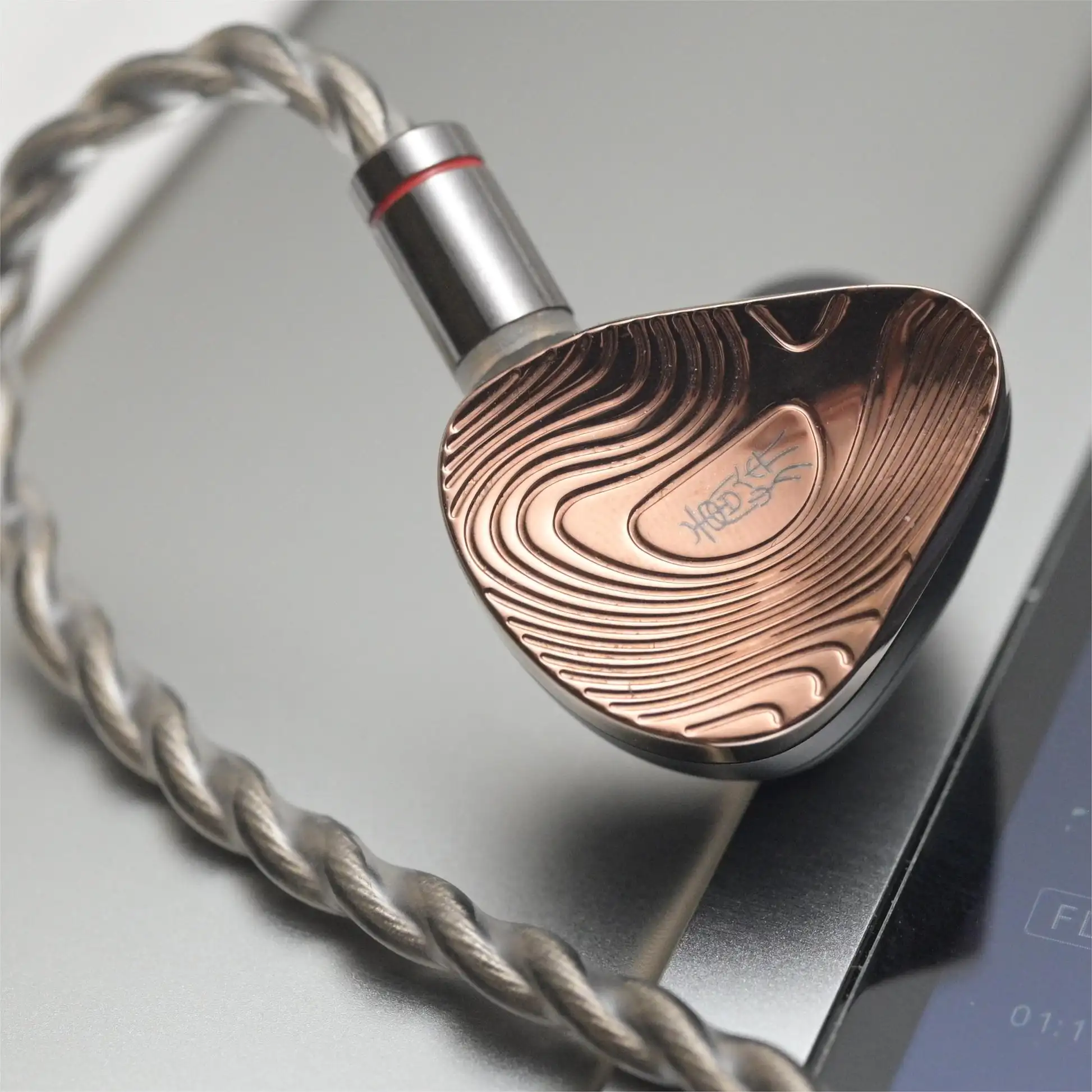 TANGZU Xuanwu Gate IEMs HiFi Earphone  1 Dynamic Driver+4 Balance Armature+2 Sonion EST for Audiophiles Musicians
