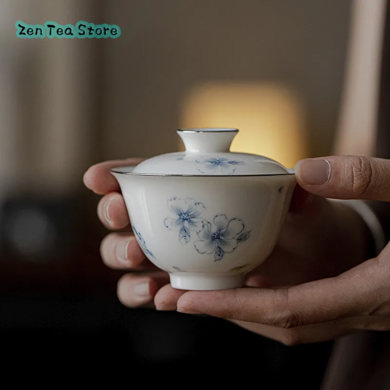 Blue And White Hand-painted Butterfly Ceramic Cover Bowl White Porcelain Underglaze Color Butterfly Flower Tea Bowl Tea Set