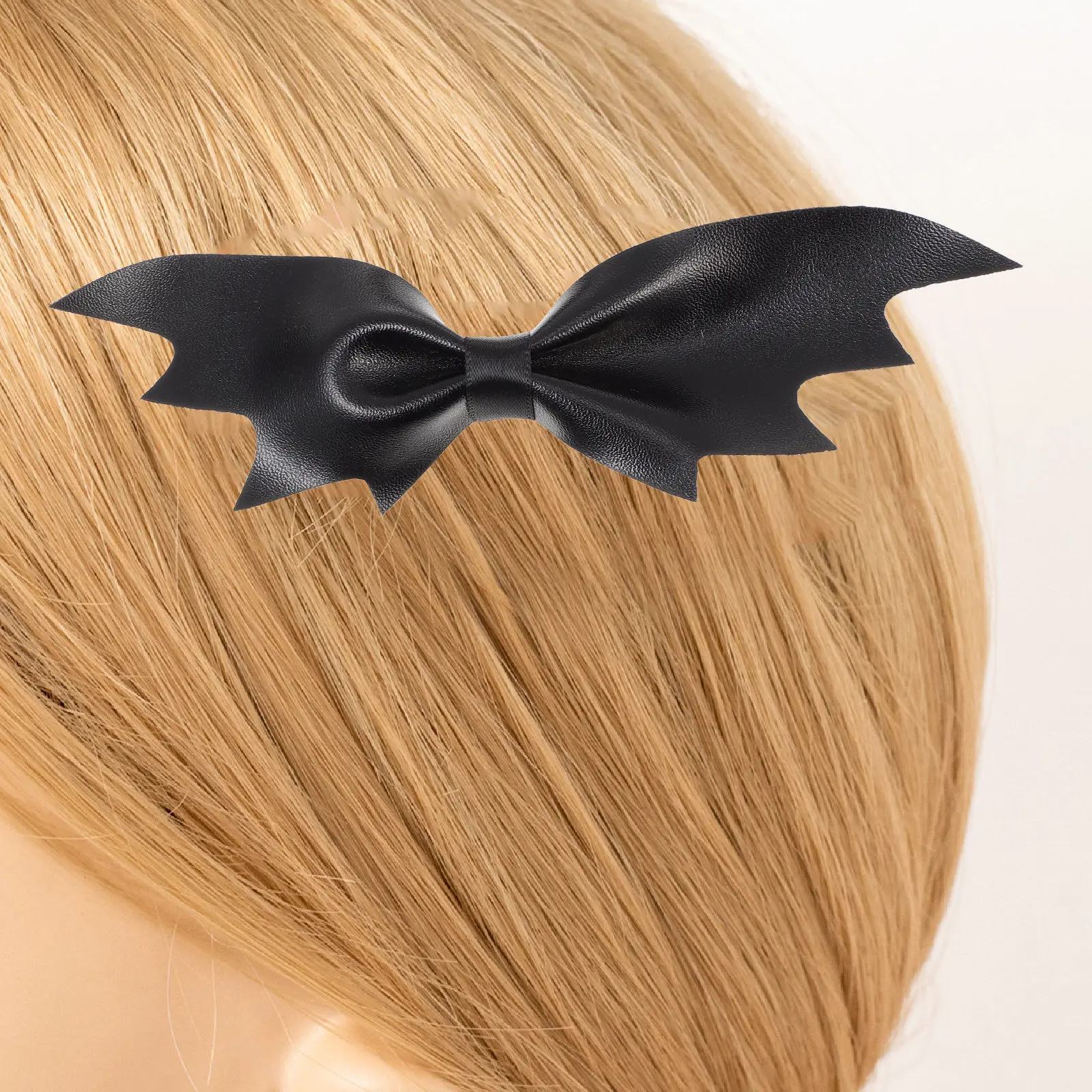 4Pcs Bat Wing Hair Clips Vibrating Gothic Hair Barrettes for Halloween Cosplay Party Masquerade Stage Performance Chic Gift