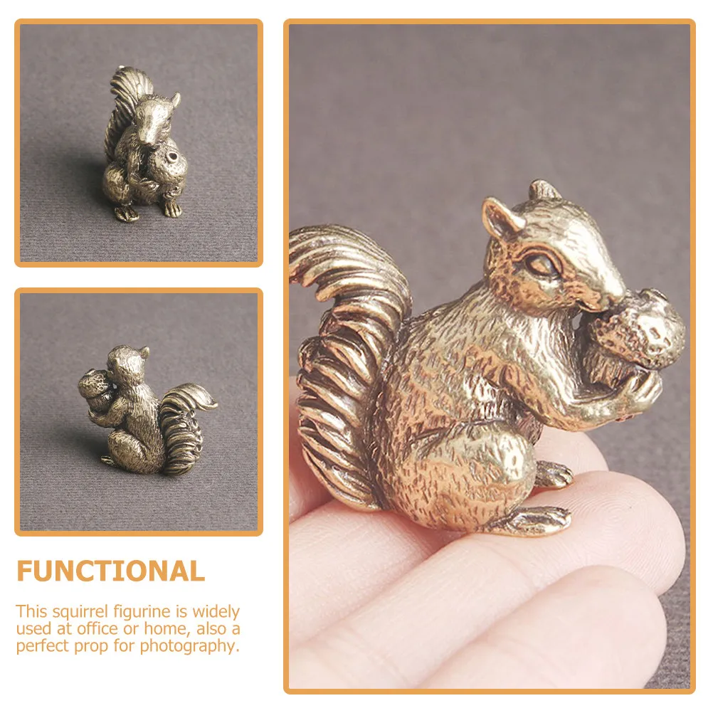 Brass Squirrel Statue Retro Vintage Style Desktop Ornament Home Realistic Simulation Squirrel Sculpture Tabletop
