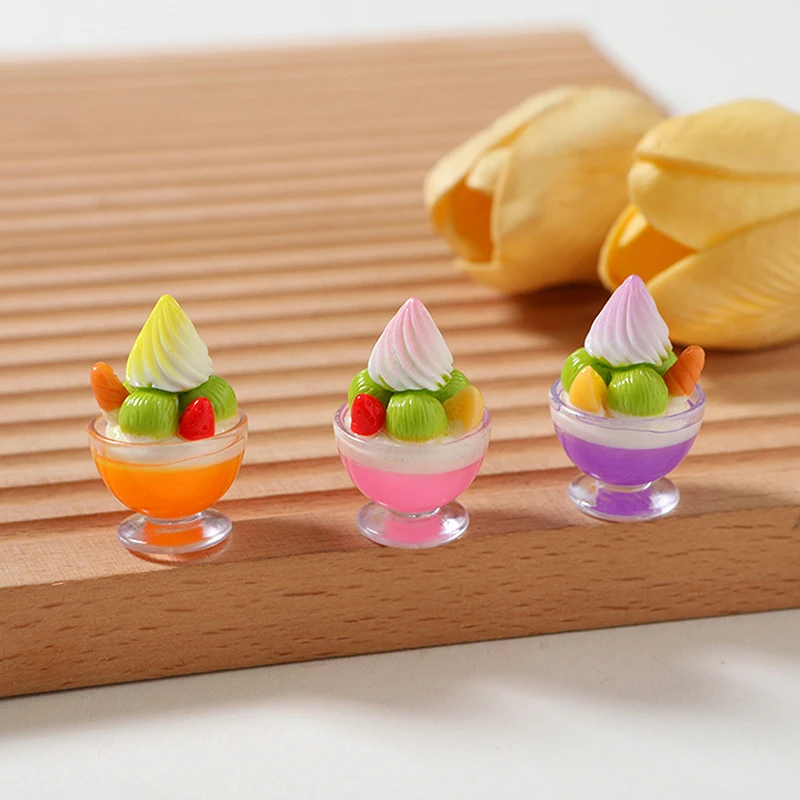 Dekoratives Miniatur-Eisbecher-Spielzeug für Zuhause, 6 Puppenhauszubehör