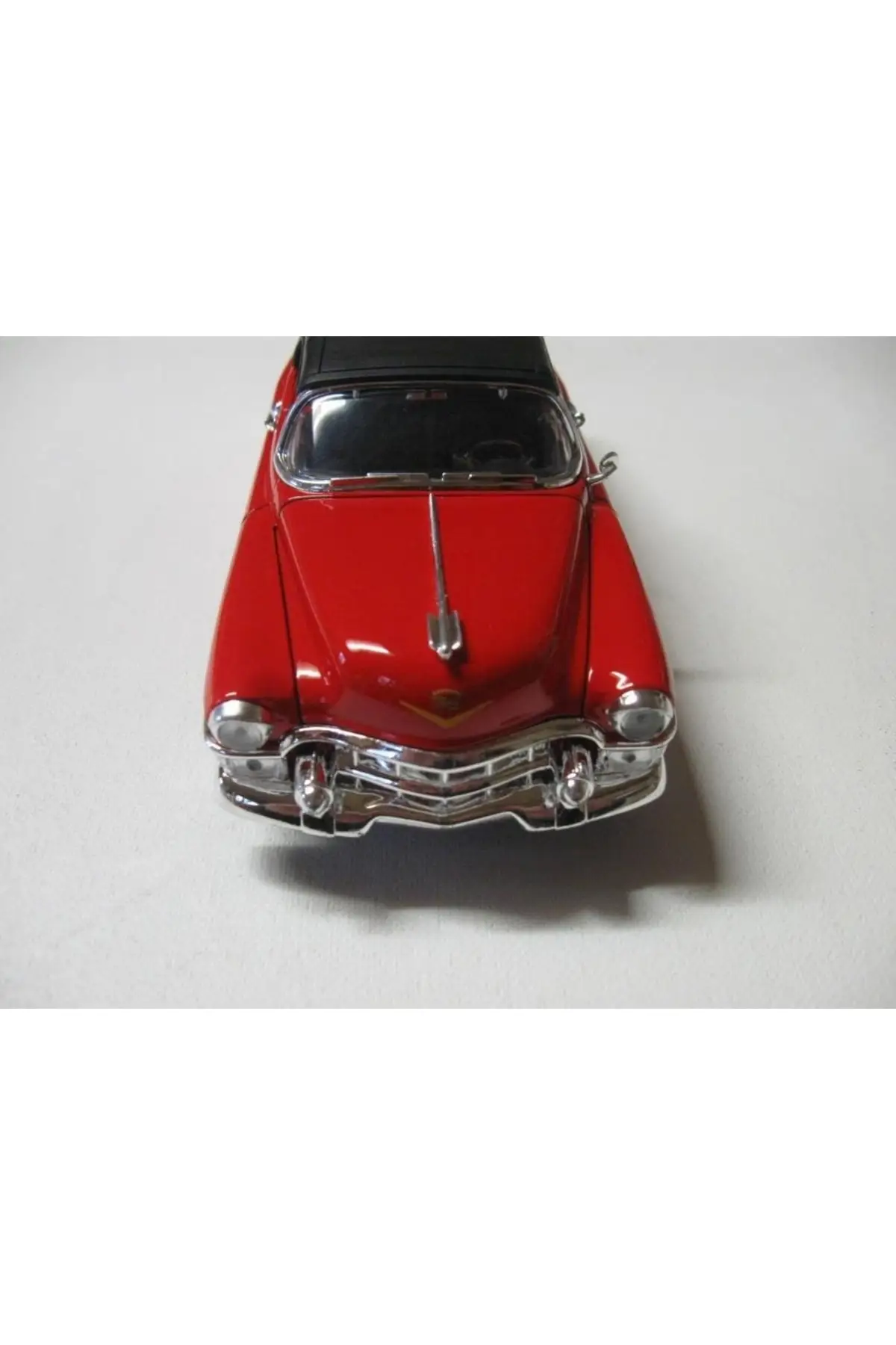 1953 Cadillac Eldorado 1:24 czerwony Model samochodu, zabawki formowane metalowy samochód