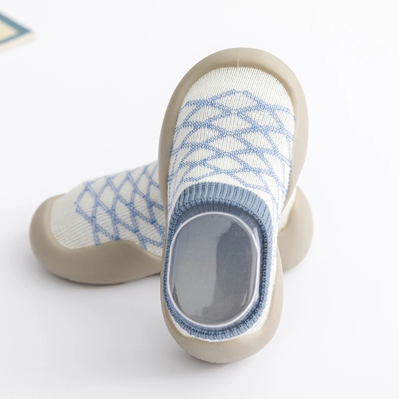 Nuova primavera autunno neonato bambino primo camminatore neonate ragazzi antiscivolo animali calzino scarpe da ginnastica slip-on leggere in cotone