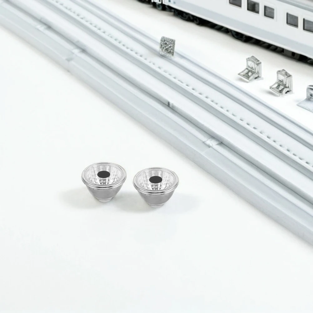 

50Pcs DIY Plastic Spotlight Cup Lampshade Solar Animal Eyes Replacement Outdoor Garden Lawn Patio Decorative Small Spotlight