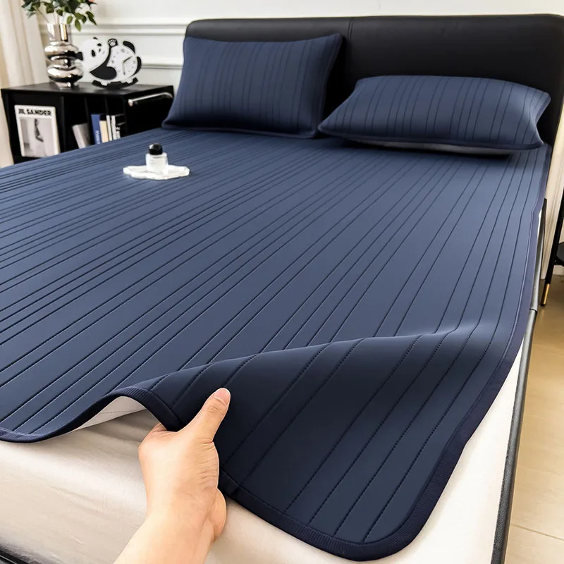 High Quality Solid Sleeping Mat Set Luxury Striped Quilted Mattress Topper with Pillowcase Summer Skin-Friendly Bedding for Home