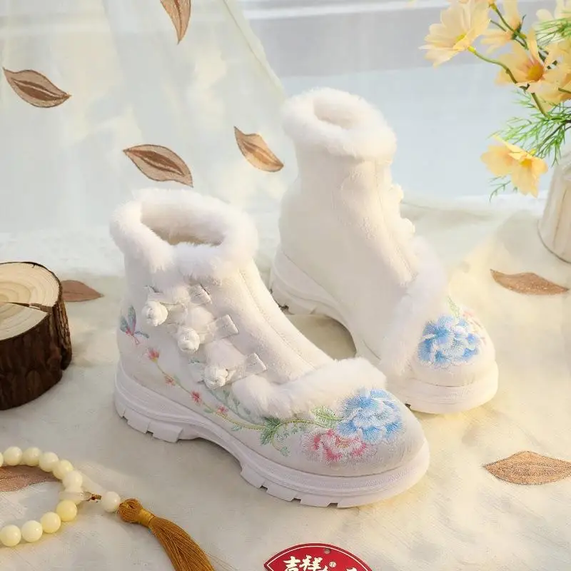 Autumn Winter New Ethnic Embroidered Soft Bottom Long Fur Women's Boots Hanfu Square Dance Boots Fashion Casual Shoes