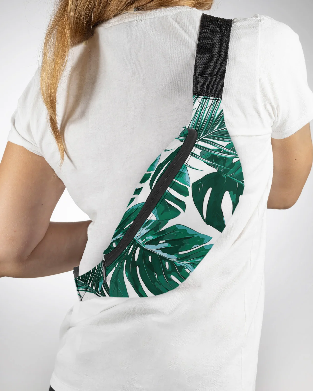 

Green Tropical Jungle Plant Palm Leaves Men Women Waist Bag Fanny Pack Phone Belt Bag Wallet Pouch Waterproof Banana Hip Bags