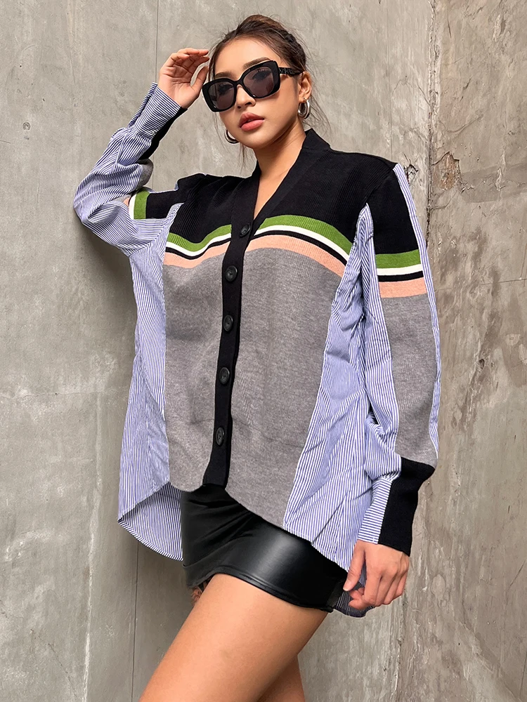 TWOTWINSTYLE Loose Shirt For Women V Neck Long Sleeve Patchwork Striped Colorblock Casual Blouses Female Clothes Autumn New 2022