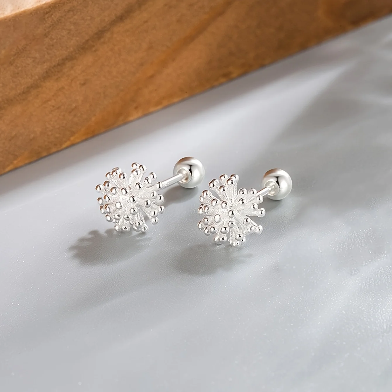 NEW 2pcs Dandelion Earrings, High-Quality Jewelry, Upgraded Versatile Earrings, Premium Decorative Earrings, Suitable for Daily Wear, Wedding Season Accessories, Perfect Gift for Best Friends, Classmates, and Close Friends