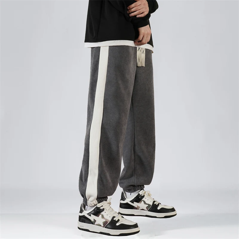 

Men's Loose Casual Spring and Summer Daily Sports Pants Fashionable Simple Racing Jogger Pants Adjustable Cuff Versatile