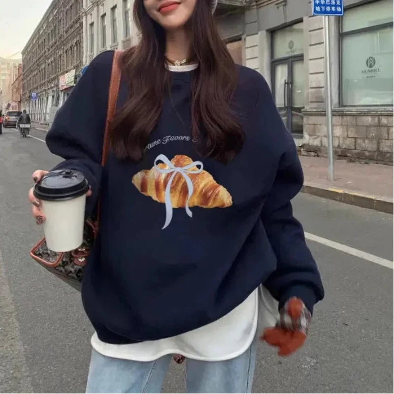

Women's Oversized Croissant Print Sweatshirt Crew Neck Long Sleeve Casual Loose Pullover Autumn Top