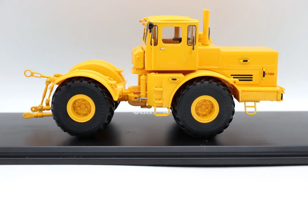 New SSM 1/43 K-700A tractor Hachette USSR Truck SSM6004 Diecast alloy Toys model for collection gift