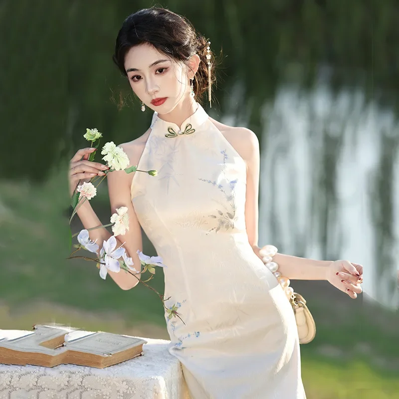 

Sexy Halterneck Chinese Style New Elegant Long Cheongsam 2025 New Style Young Sleeveless Print Summer Qipao Dress