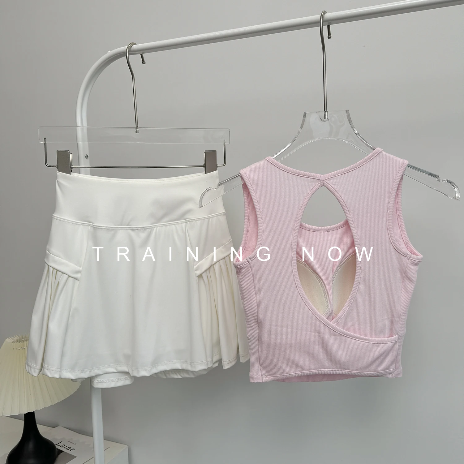 

Спортивные костюмы для женщин летом, интернет-знаменитости, красивые быстросохнущие костюмы для тренировок по пилатесу, йоги, профессиональные костюмы для бега