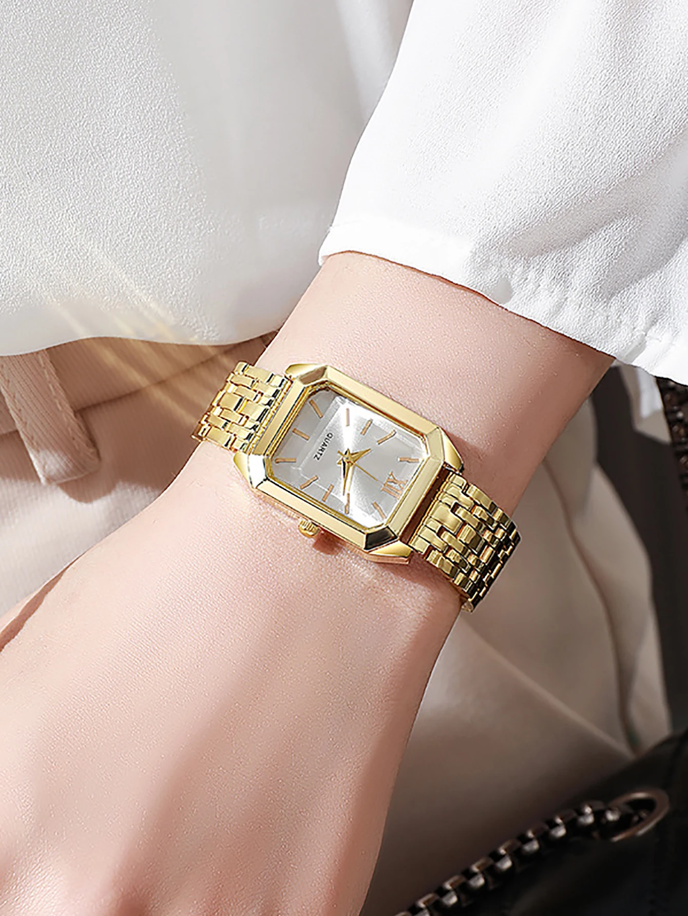 The lady's compact quartz watc - Does Jewelry Include Watches review and price