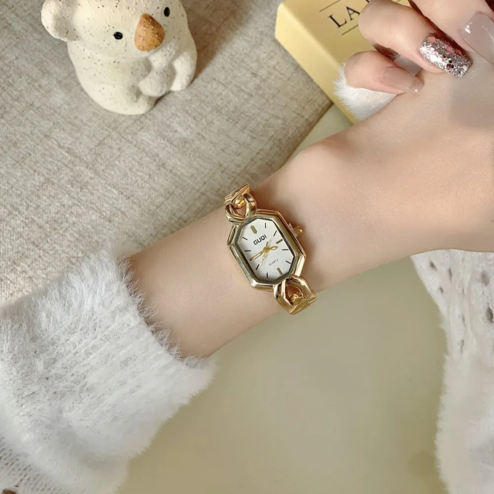 

Casual Alloy Quartz Watch Square Case Fashion Accessory Square Wristwatch Bracelet Clock Daily Use