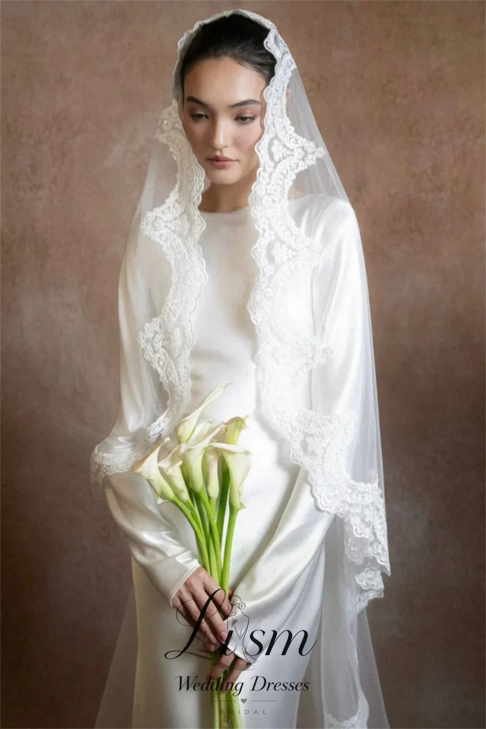 Lism Pure Boat Neck French Wedding Dresses Silk Satin Ivory Long Sleeves Bridal Gown Backless Pretty Long Bride Gowns Customized