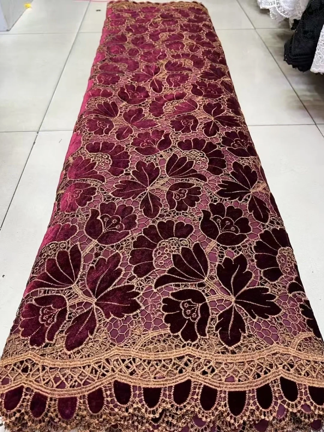 Tessuti in pizzo di velluto af - Velvet Fabric Embroidery recensione e prezzo