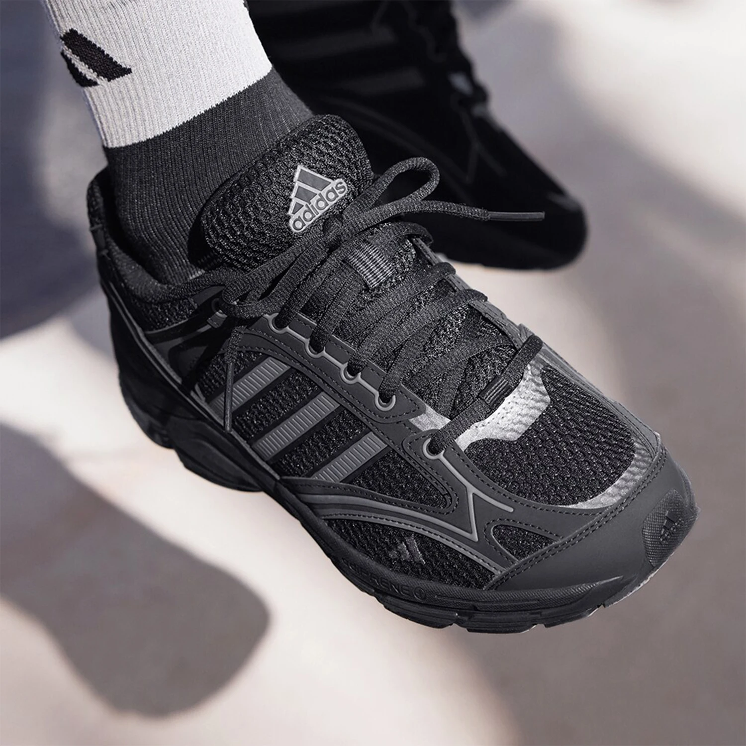 

Adidas genuine SPIRITAIN 2.0 Unisex Breathable Casual Shoes JH8025