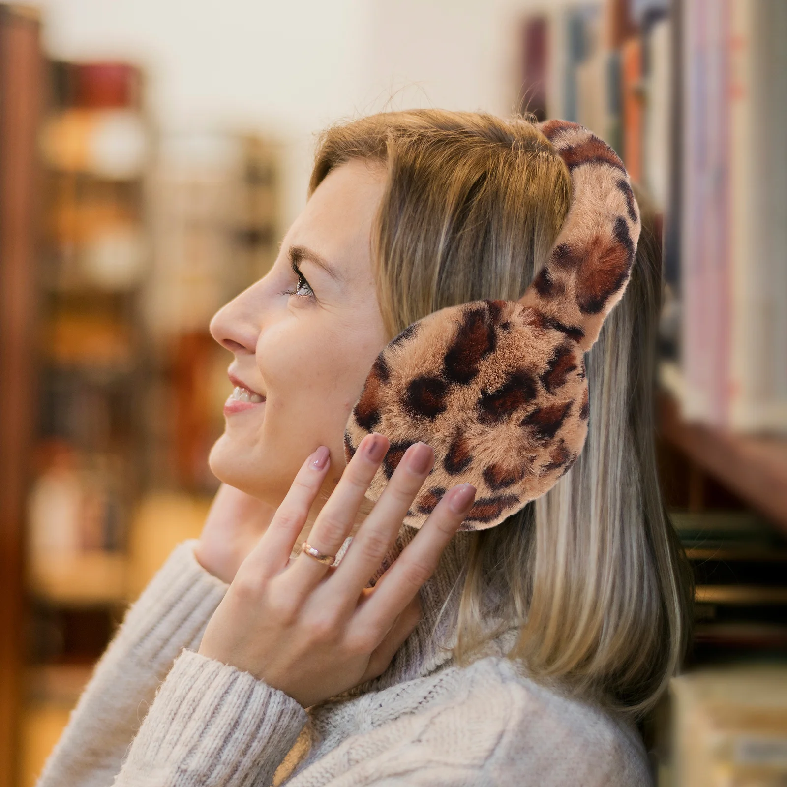 Cuffie per le orecchie invernali leopardate da donna Copri orecchie caldi Antivento Resistente al freddo Sci all'aperto Snowboard Protezione quotidiana streetwear