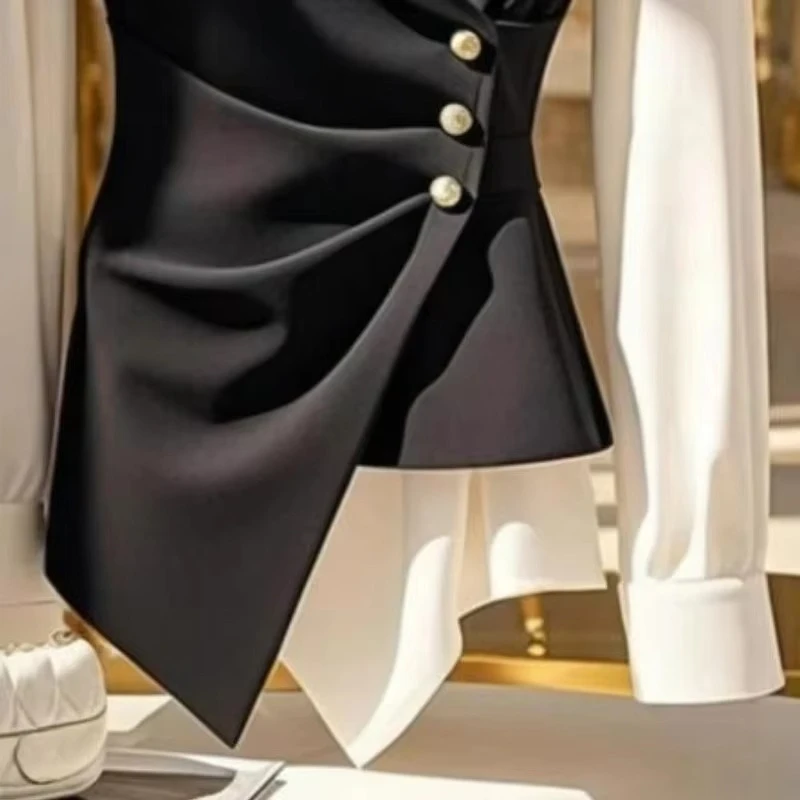 Kemeja Hitam Putih Elegan Perancis Tampilan Wanita Blus Dua Potong Palsu Fashion Muda Wanita Kerah Lipat Pakaian Kantor Wanita