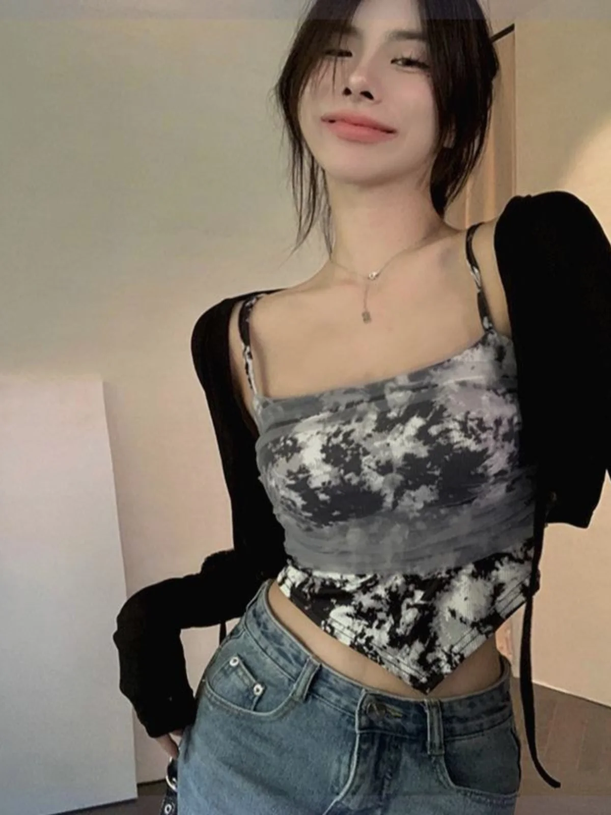 Trendy Tie-Dye Halter Short Women's Vest Spring Summer Outerwear Set Chic Strapless Crop Top And Shoulder Wrap Cardigan
