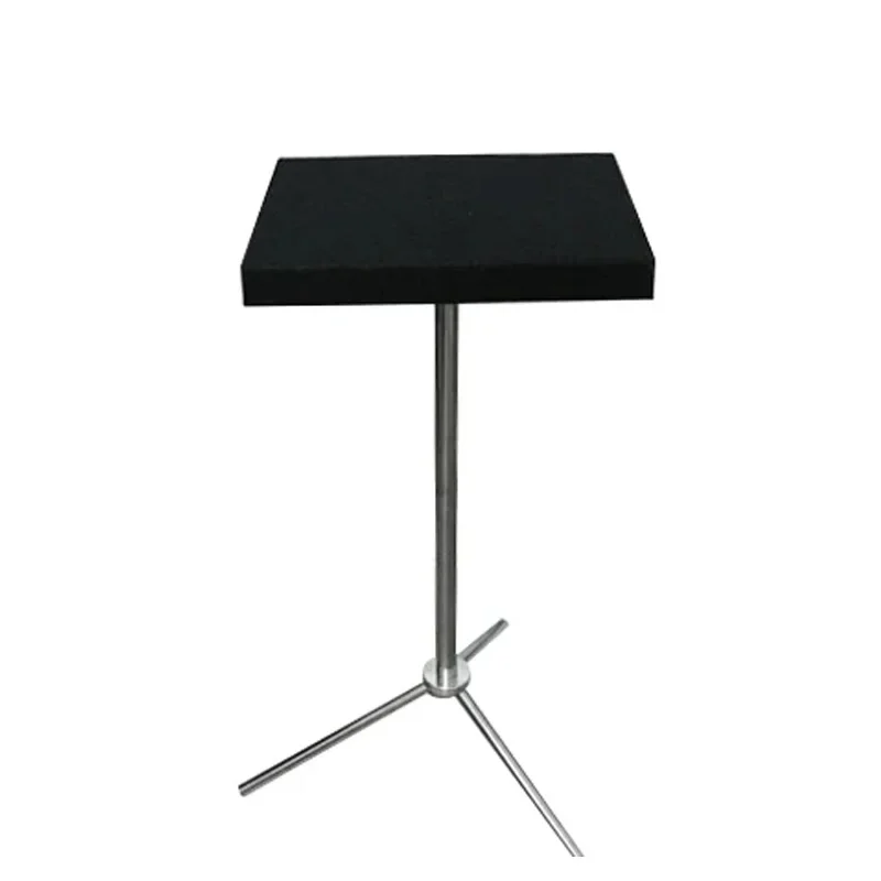 Moedas e anéis na mesa de vidro controle remoto palco truque mágico adereços ilusões mágico profissional magia