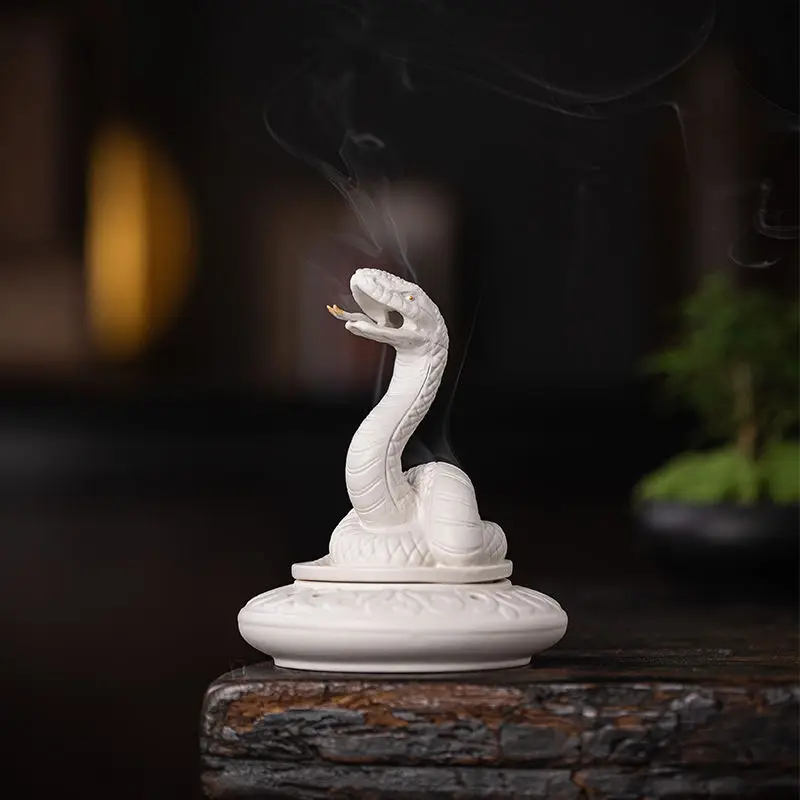 

Creative mascot snake ornament zodiac ceramic incense burner household indoor sandalwood incense burner tabletop ornament