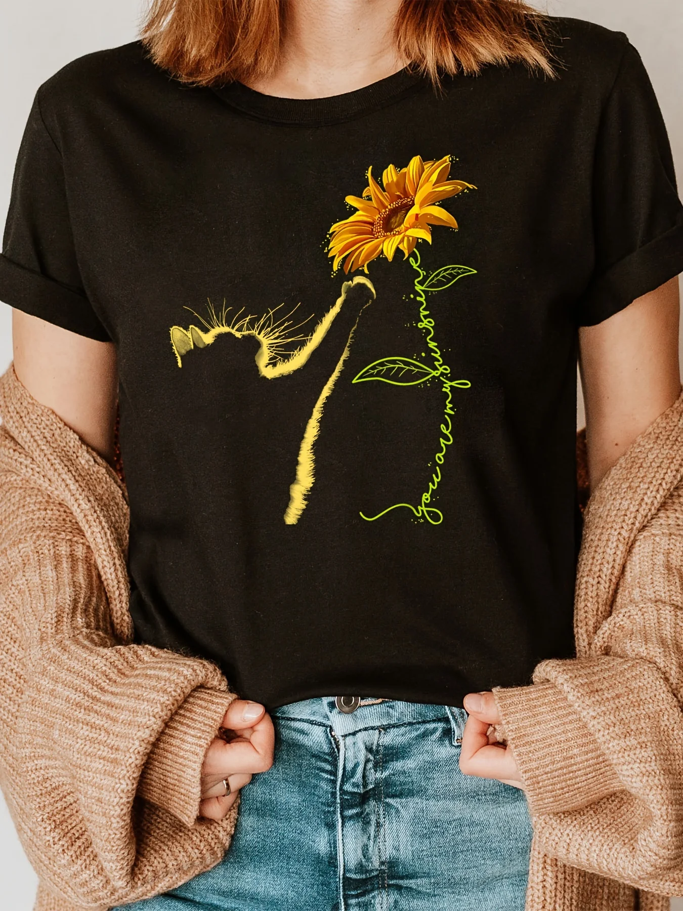 

Women's Yellow Sunflower Graphic Print T-Shirt Short Sleeve Cotton Tees Retro Hip Hop Y2k T-shirt Summer Tops Women Clothing