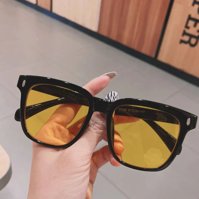 Yellow Sunglasses Women's Rivet Square New Trendy Men Glasses to Make Big Face Thin-Looked