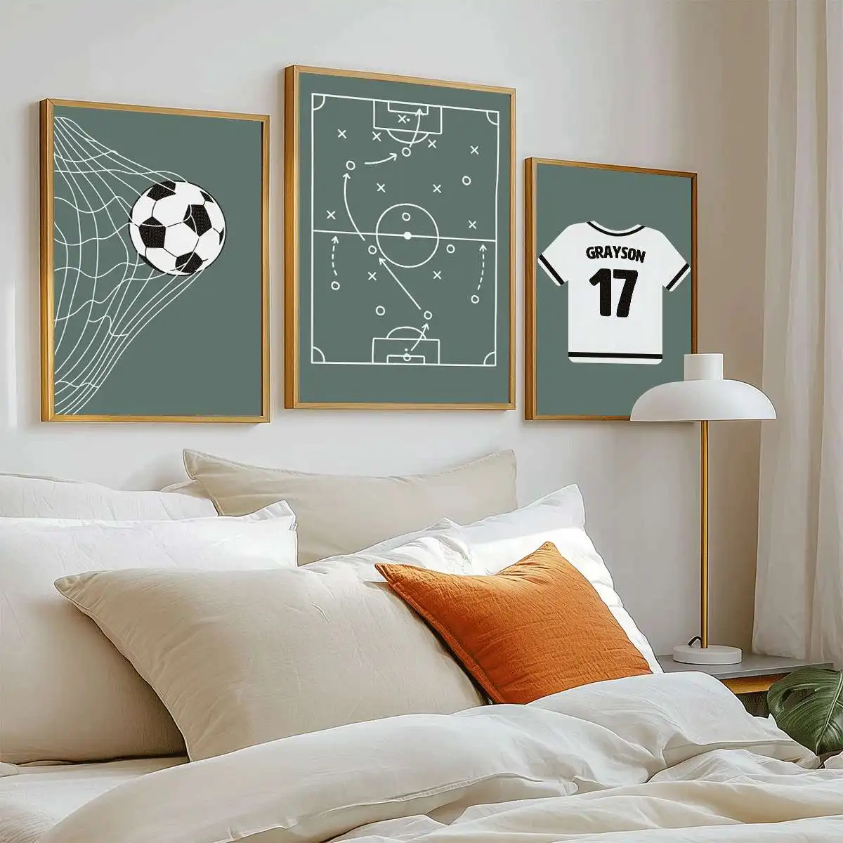 اسم ورقم مخصص لوحة فنية جدارية مخصصة بطابع كرة القدم، أخضر ناعم، مجموعة ملصقات قابلة للطباعة مكونة من 3 قطع، ديكور المنزل والنادي