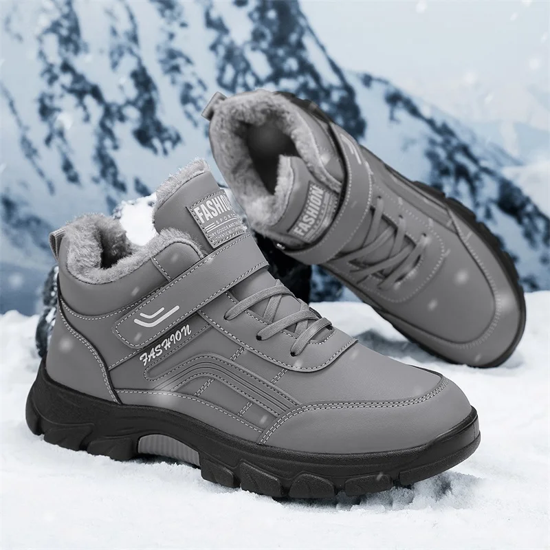 Botas de algodón cálidas de piel de invierno de talla grande 39-48, botas de nieve con parte inferior gruesa, botines altos para motocicleta, zapatillas deportivas para exteriores