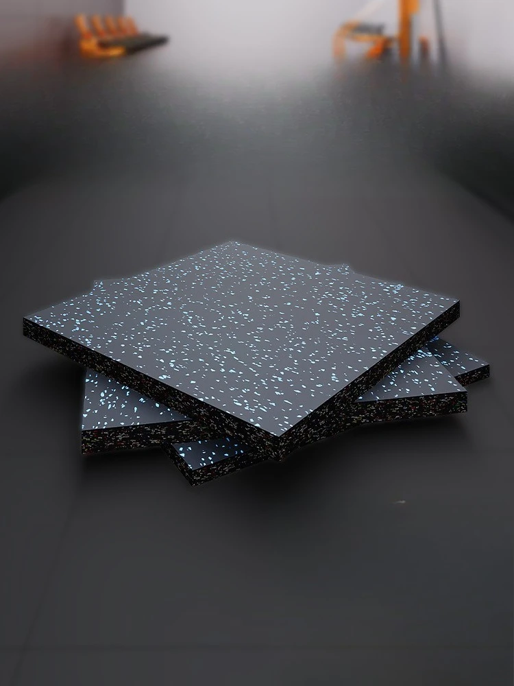 2025Piastrelle per pavimenti in gomma ecologica di alta qualità Pavimento per tappetino da palestra per interni ed esterni per applicazioni di officine