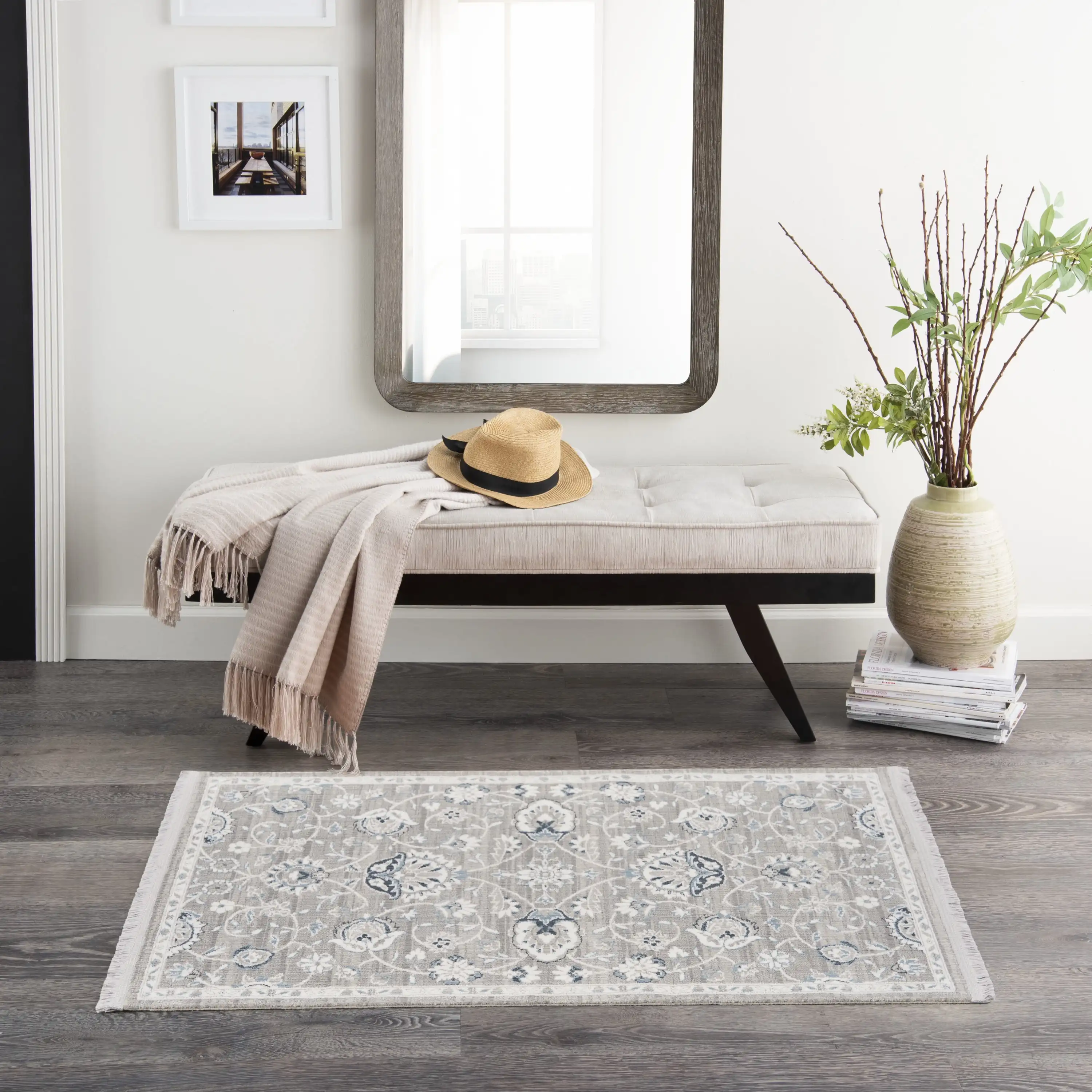 

Lennox 2'3" x 3'9" Grey/Ivory French Country Indoor Rug