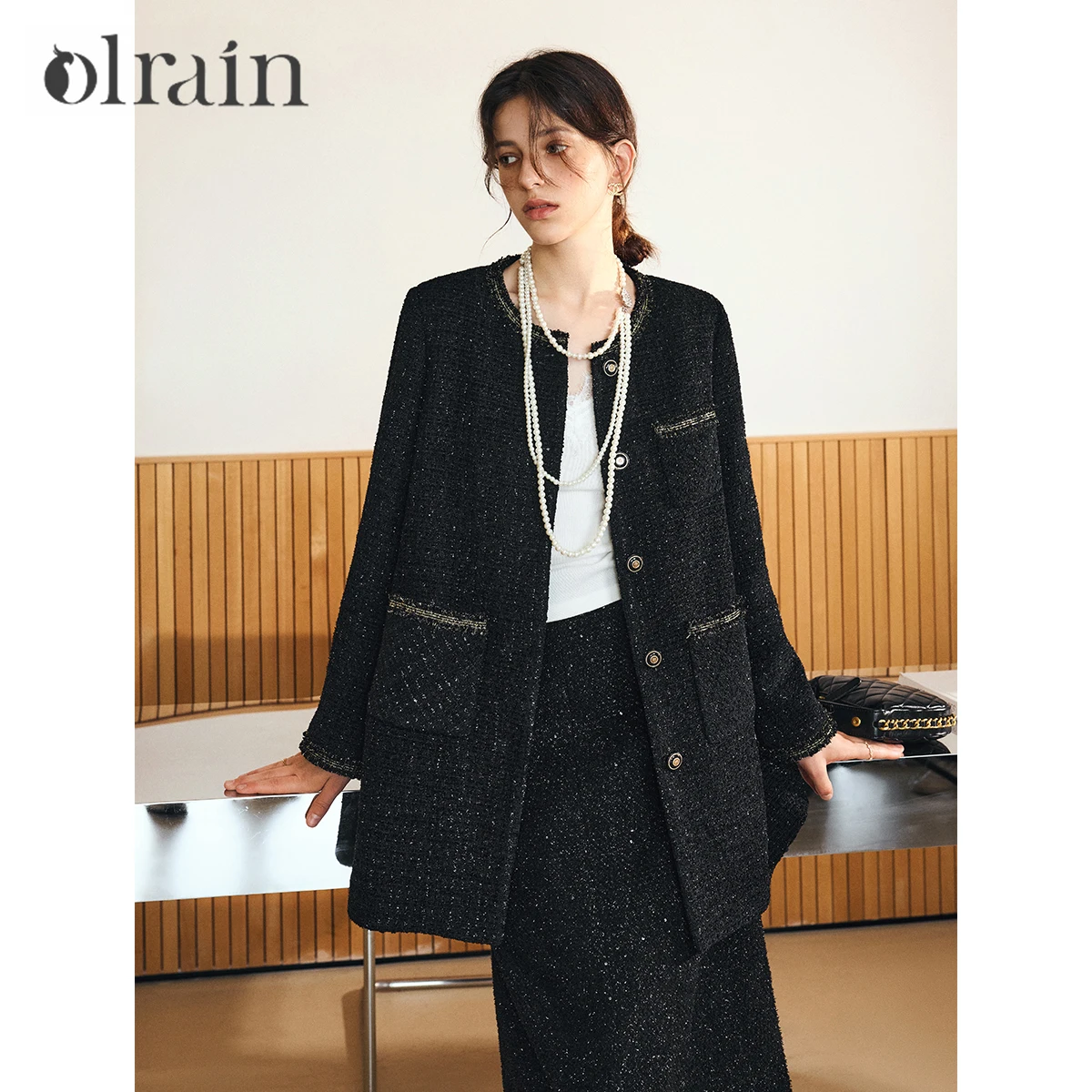 

OLrain Women's Black Quilted Tweed Jacket 2026 Winter New Lady Style O-Neck Single Breasted Elegant Warmth Outerwear O57DN002091