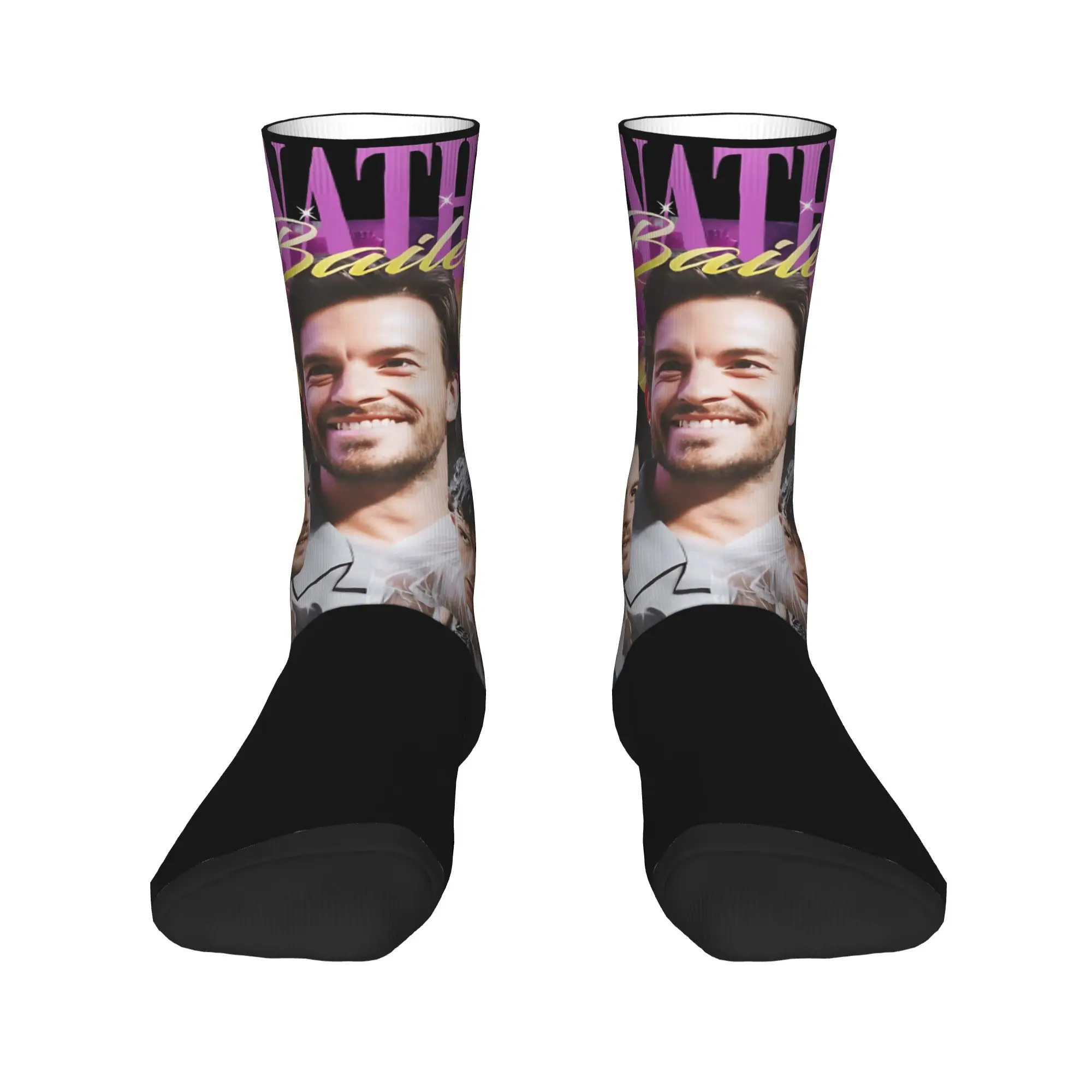 ถุงเท้าคู่รัก โจนาธาน เบลีย์ ถุงน่องแฟชั่นฤดูใบไม้ร่วง ถุงเท้าระบายอากาศดี ดีไซน์สำหรับปีนเขา ถุงเท้ากันลื่น