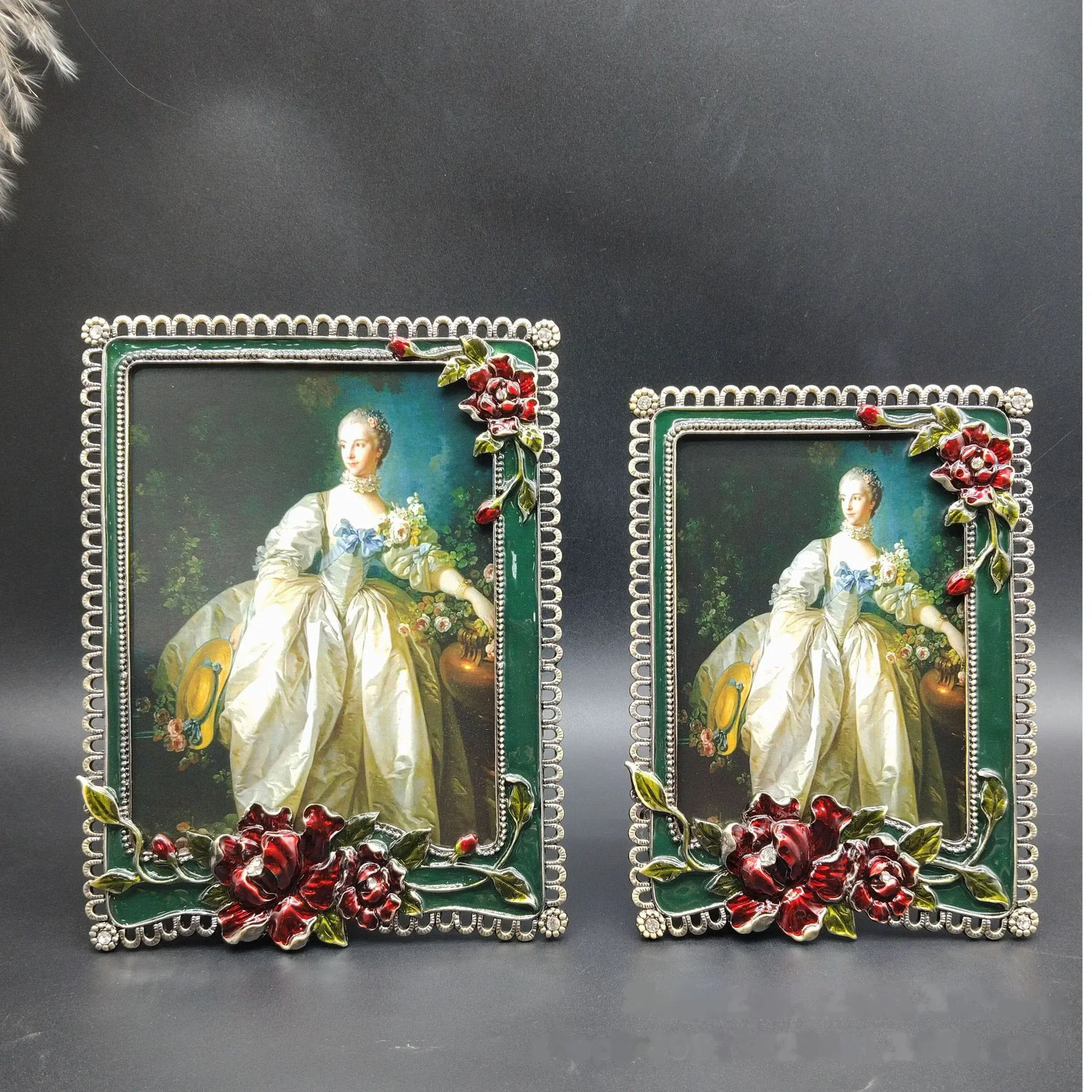 European Enamel Color Photo Frame, Palace Style Metal 6/7inch Photo Frame, Retro Green Rose Carved Bedroom Desktop Display Decor