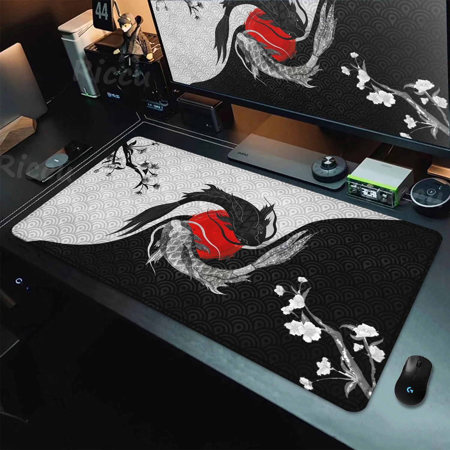 

Mousepad Japanese Koi Fish Deskmat Rubber size E-sports Mouse Pad Anime Mats Non-slip Gamer Table Mat Office Computer Carpets