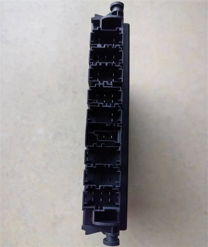 A2118704726 2118701826 A2118200226 2118204185 Power Seat Control Module Unit Front Right Fit For Mercedes W211 W203 W209 01-10