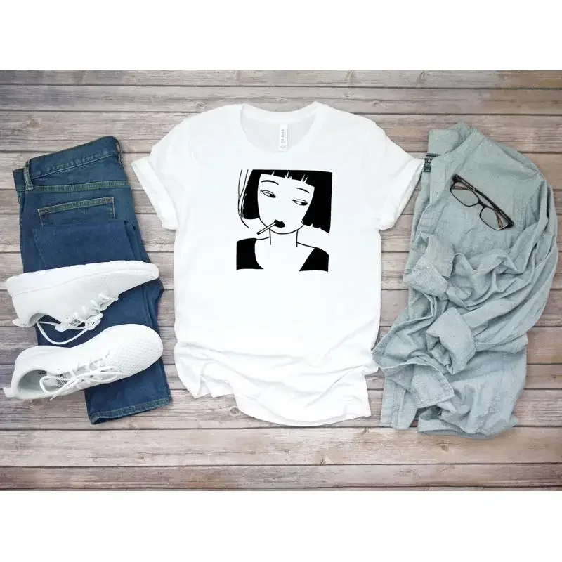 Black and White Girl with Cigarette Vector  Men's T Shirt C007