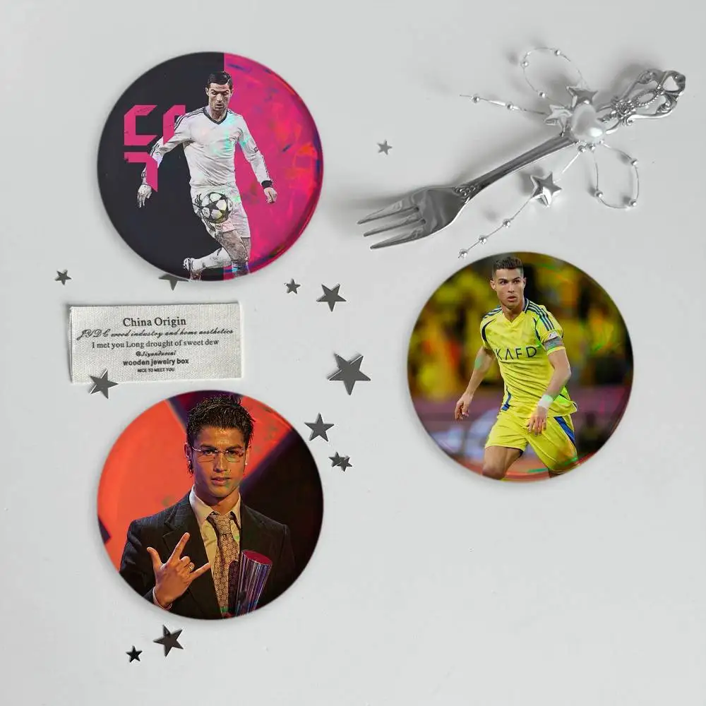 sportstar C-C.R-Ronaldo Brooches Cartoon Badge Pins Backpack Hat Accessories Friend Gift