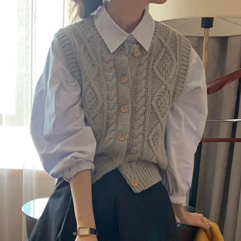 Korean Style Chic Simple Knitted Vest for Women O Neck Sleeveless Loose Casual Sweater Waistcoat Autumn Winter 2024 Vintage Tops