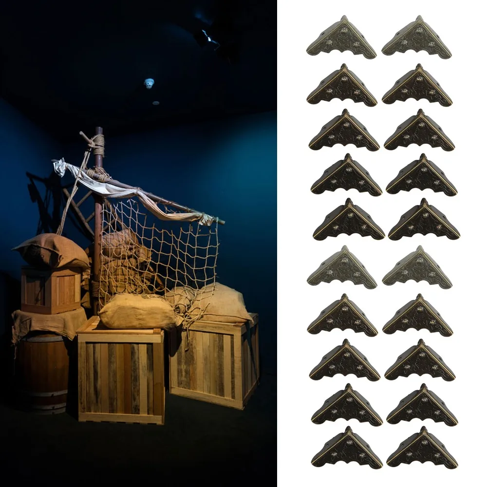 

50pcs Iron Metal Corner Protector High Hardness Retro Vintage Corner Protectors Durable With Screws Furniture Protectors