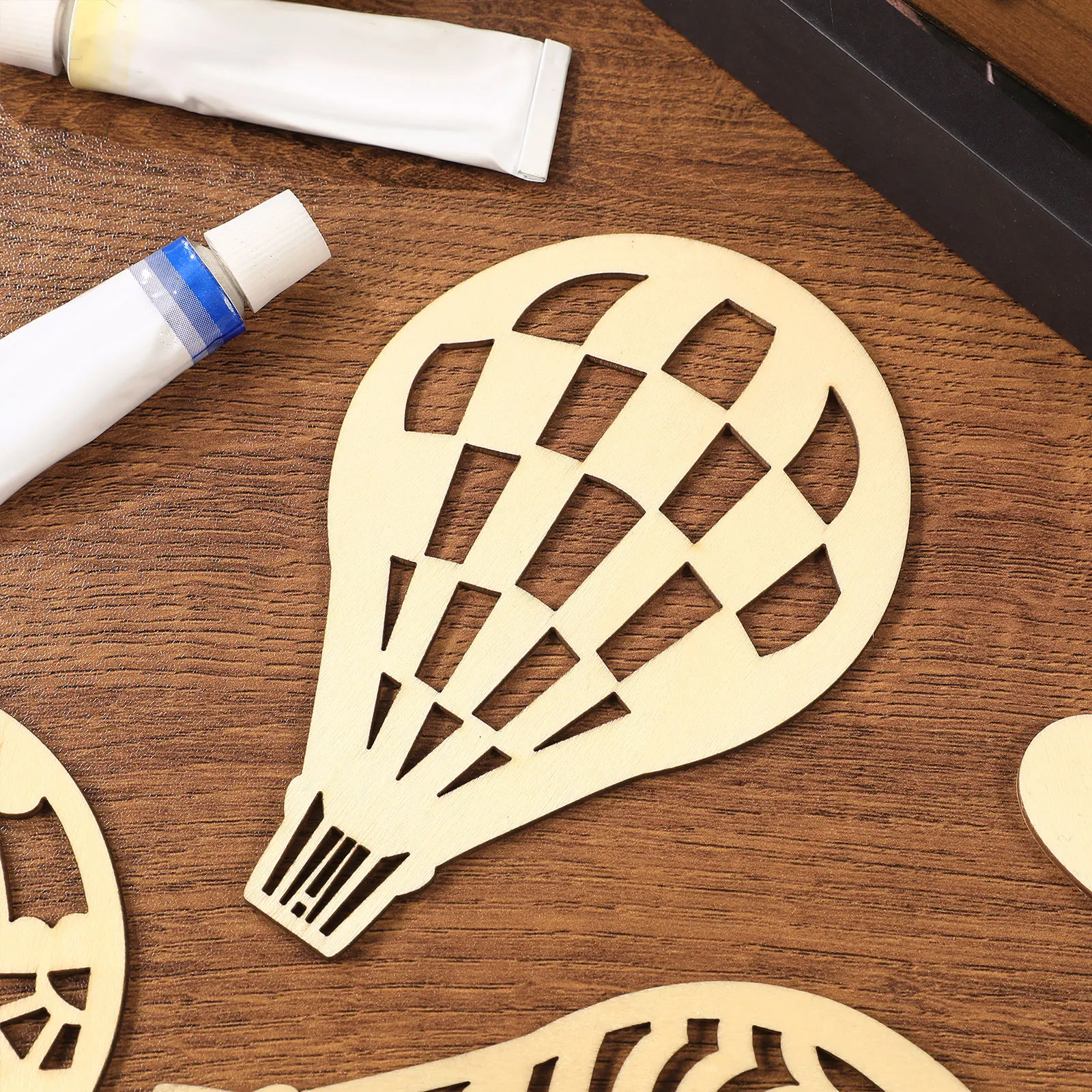 

30 Pcs Air Balloon Wood Chips Unfinished Wood Cutouts For Crafts Wooden Slices Decorative Ornaments for DIY Craft Projects