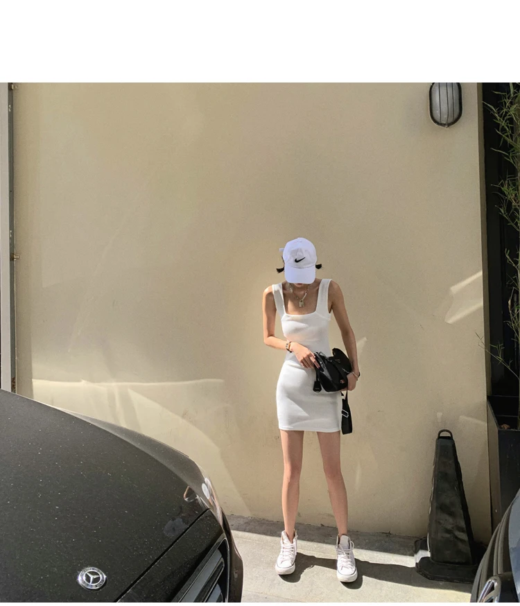 AOSSVIAO Sexy Slim Fit Bodycon Minikleider für Frauen 2026 Sommer Neuankömmling Schwarz Weiß Grau Tankkleid mit quadratischem Ausschnitt – Detail 9