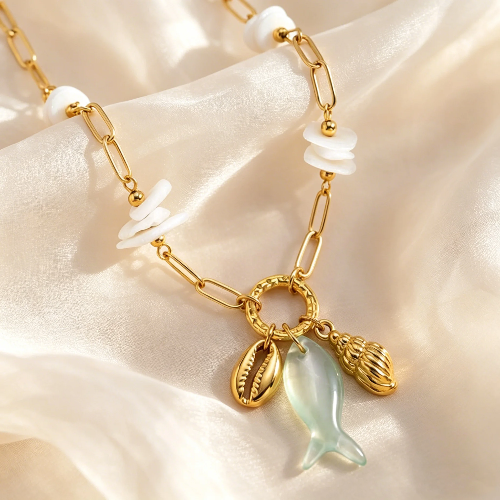 Ocean Wind Shell Fish Pendant Necklace for Women, Stainless Steel Paper Clip Chain Necklace, Summer Beach Vacation Jewelry Gift