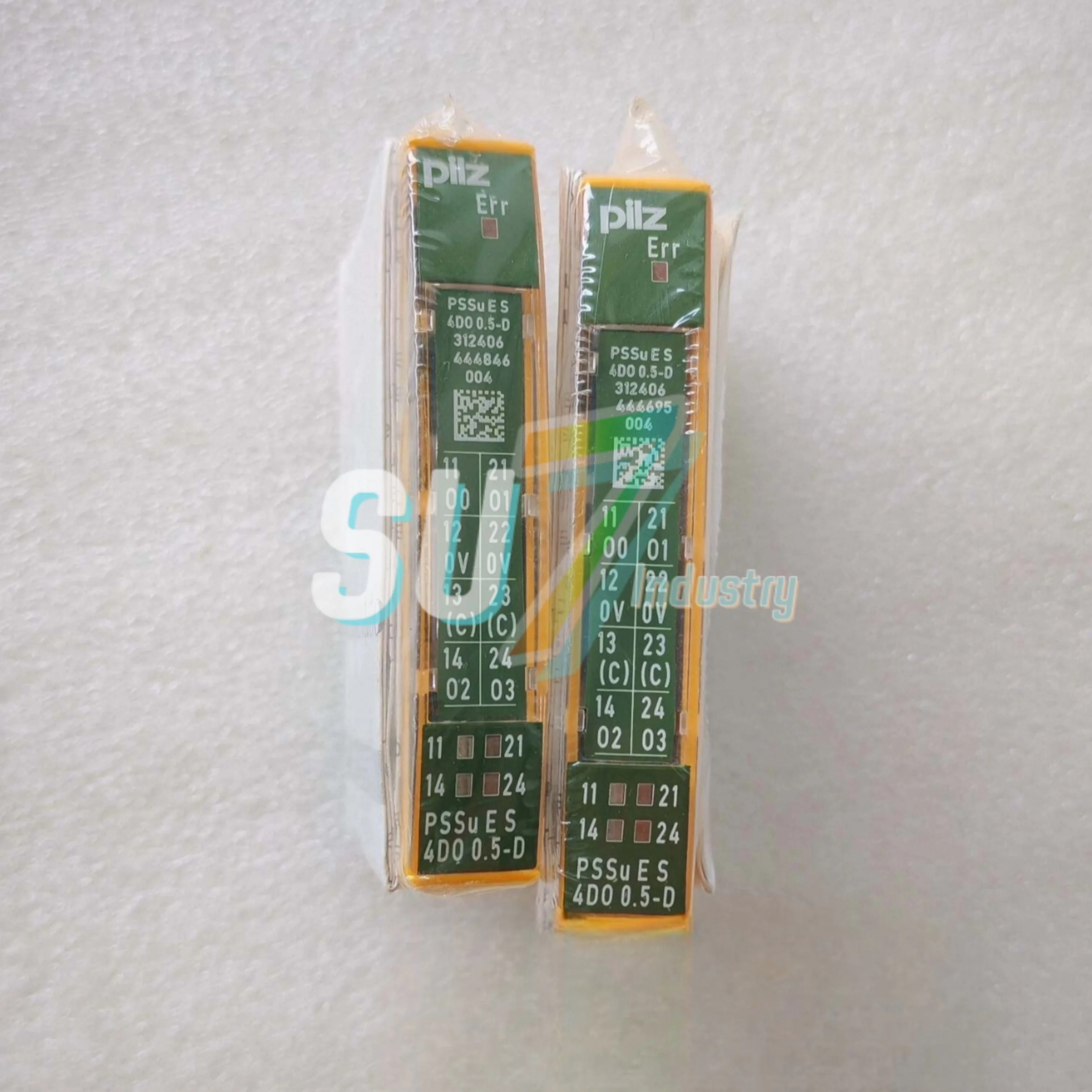 وحدة PLC جديدة في المخزون 312400 PSSu E S 4DI 312405 PSSu E S 4DO 0.5 312406 PSSu E S 4DO 0.5-D 312430 PSSu K S 16DI